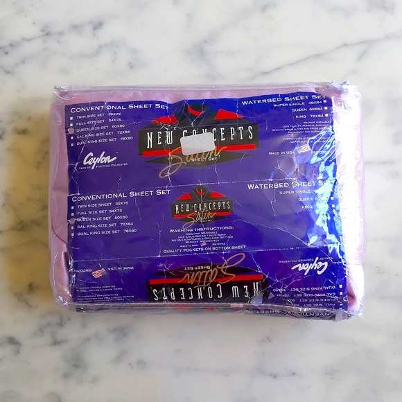 NWT. Ceylon Satin Pink Queen Size Conventional Sheet Set (4 PCs). - Picture 2 of 2